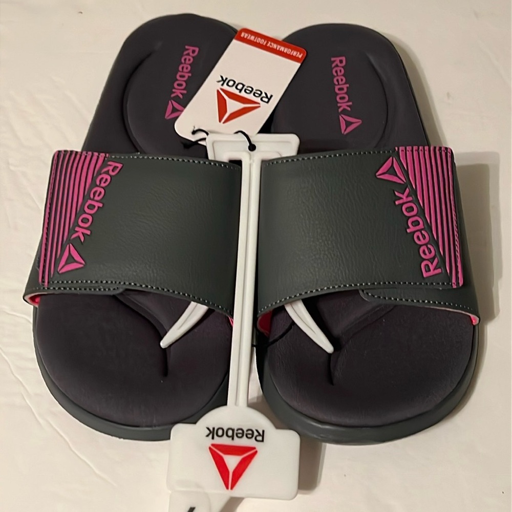 New Women’s Reebok Memory Foam Slide